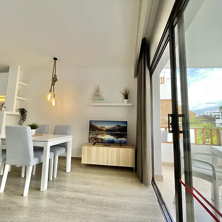 Apartament Cristian Sur *